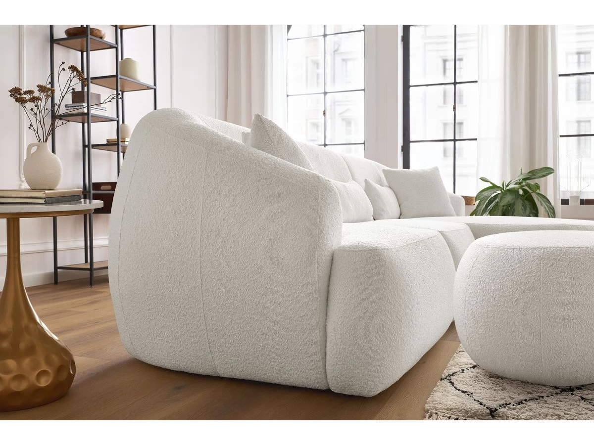 Canapé D'angle Fixe ALESIA Tissu Bouclette Avec Pouf 7 Canapé D'angle Fixe ALESIA Tissu Bouclette Avec Pouf – Image 5